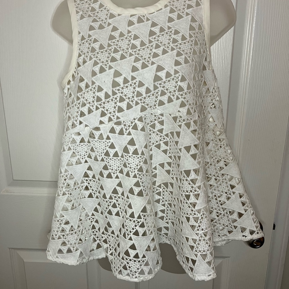 Sugarlips Ivory Lace Sleeveless Blouse